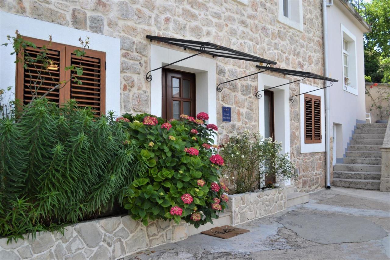 מולונאט Apartment Mistral - Cosy Apartment With Sea View מראה חיצוני תמונה