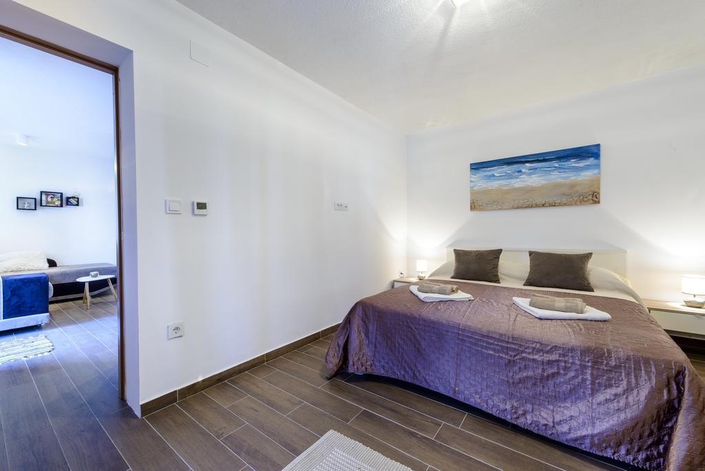 מולונאט Apartment Mistral - Cosy Apartment With Sea View מראה חיצוני תמונה