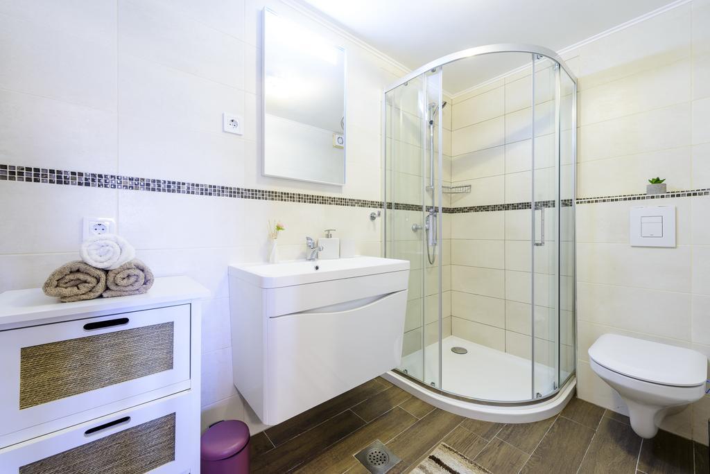 מולונאט Apartment Mistral - Cosy Apartment With Sea View מראה חיצוני תמונה
